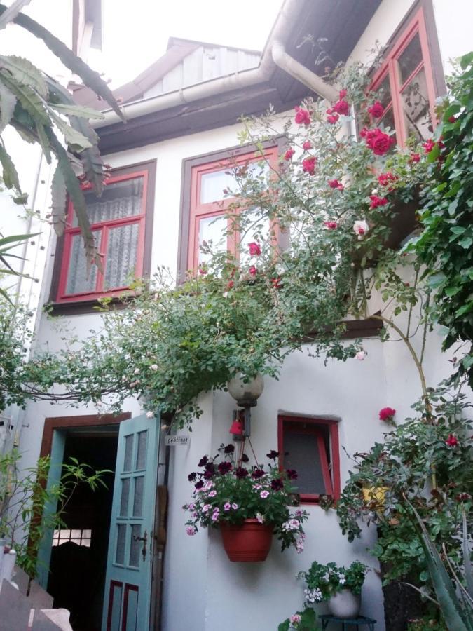 Haus Zum Kleinen Helm Apartment แอร์ฟวร์ท ภายนอก รูปภาพ