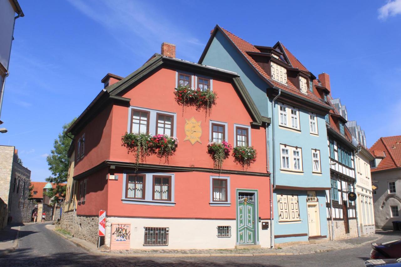 Haus Zum Kleinen Helm Apartment แอร์ฟวร์ท ภายนอก รูปภาพ