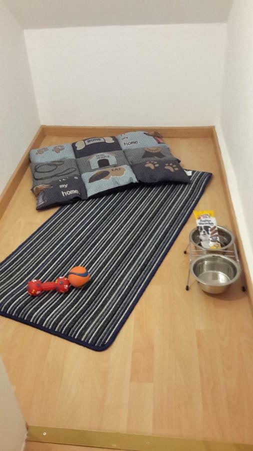 Haus Zum Kleinen Helm Apartment แอร์ฟวร์ท ภายนอก รูปภาพ